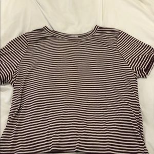 a light flowey t-shirt